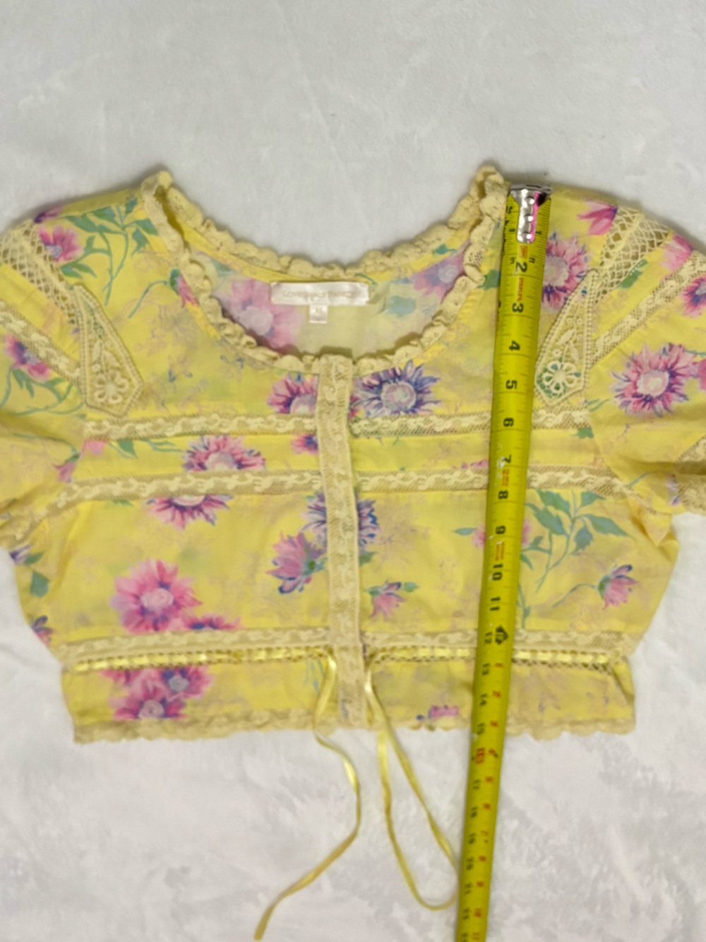 LOVESHACK FANCY Women’s Yellow Floral Crochet-Trim Tie-Front Crop Top - Picture 12 of 13